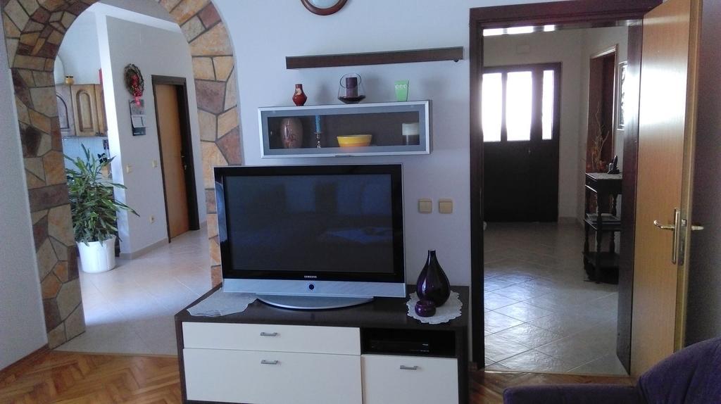 Apartments Mirela โปเรช ภายนอก รูปภาพ