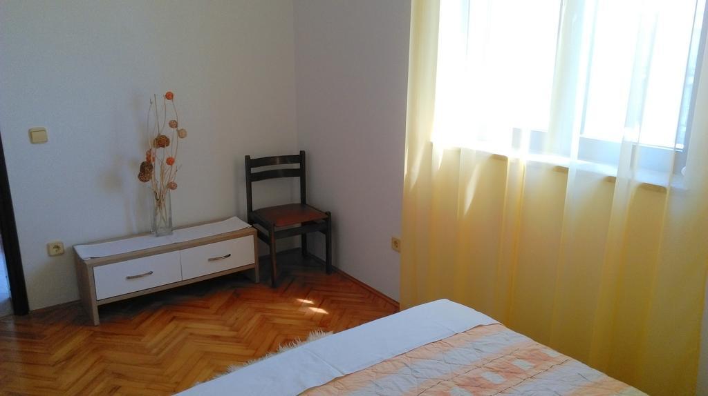 Apartments Mirela โปเรช ภายนอก รูปภาพ